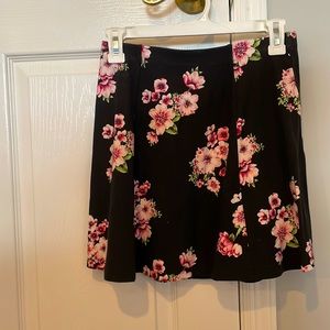 Juniors/Teens Floral Mini-Skirt from Forever 21